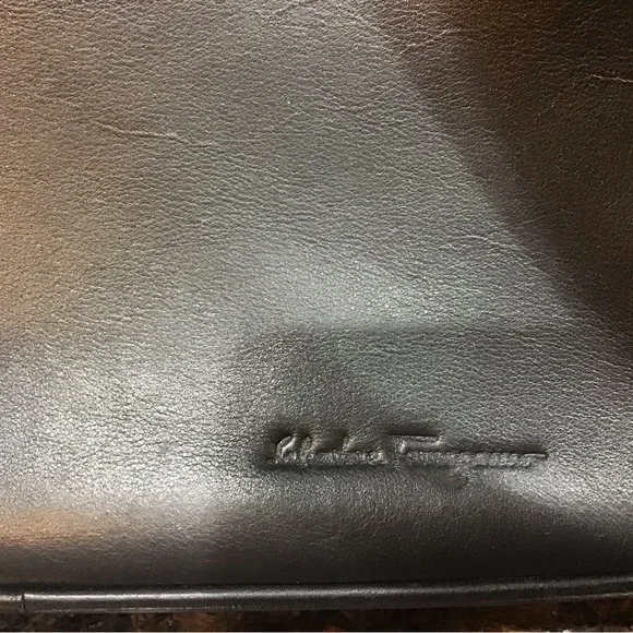 Salvatore Ferragamo Gancini Bags - Picture 4 of 9